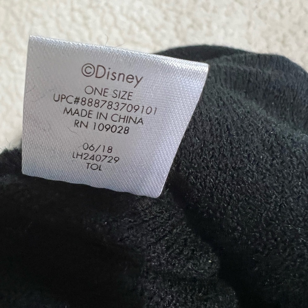 Disney Mickey Mouse Winter Hat With Pom Pom On Top One Size - Picture 6 of 6